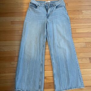 Abercrombie & Fitch Curve Love High Rise Wide Leg Jeans